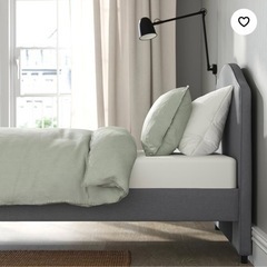 IKEA グレー　ベッドフレームの画像
