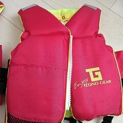 【購入予定者決定】キッズ用　フローティングベスト2着まとめての画像