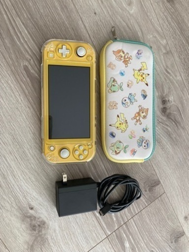 ニンテンドースイッチライト　本体　ケース　カバーセット