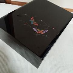 美品♦️超超激安♦️書籍等入れ、小物入れとしても、大きめの品、量も入ります、とても素敵で便利な品です♦️かなりお値打ちにお譲り致します♦️おすすめ♦️蝶々柄とても良いの画像