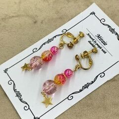 ハンドメイドイヤリングの画像