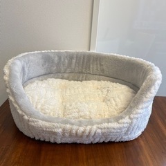 カインズ　ペットベッドM　　猫用　犬用