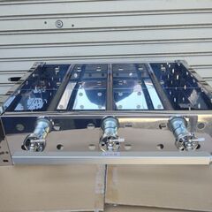 新品未使用品　鉄板焼き　６ミリ鉄板　お好み焼きそば　学園文化祭り　３辺フチ付　便利な持ち手付き　グリラー　キャンプ　ＢＢＱ　新品　プロパンガスグリドル　鉄板焼き機器　屋台　店舗　祭り　幅60の画像