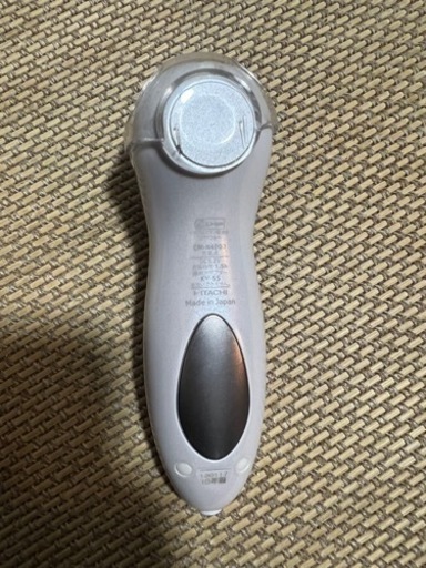 日立美顔器ホット&クール　CM-N4000 充電式保湿サポート器