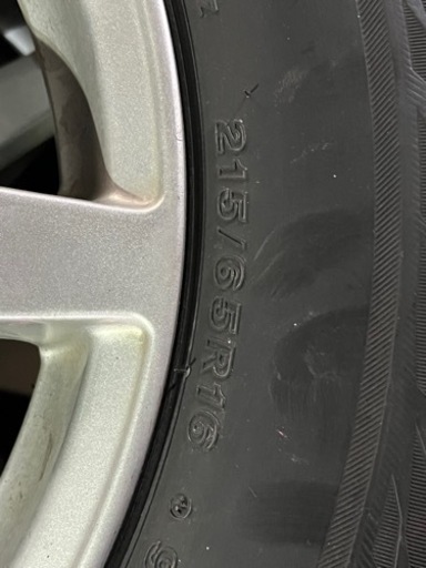 車のパーツ タイヤ、ホイール