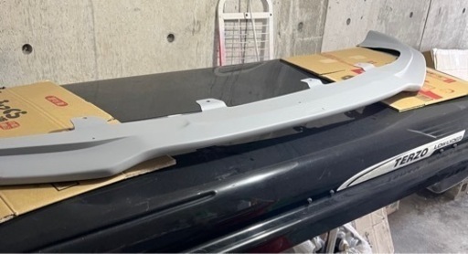 21クラウン　後期型　リップスポイラー　シルクブレイズ