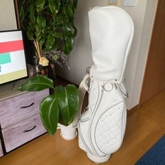 ゼクシオ　キャディーバッグ　レディースの画像