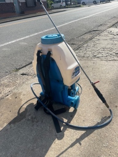背負式動力噴霧器　丸山