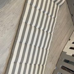 ニトリ枕付きごろ寝クッション