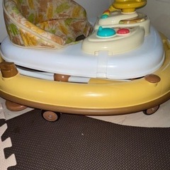 子供用品 ベビー用品 歩行器の画像