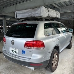 ルーフトップテントの画像