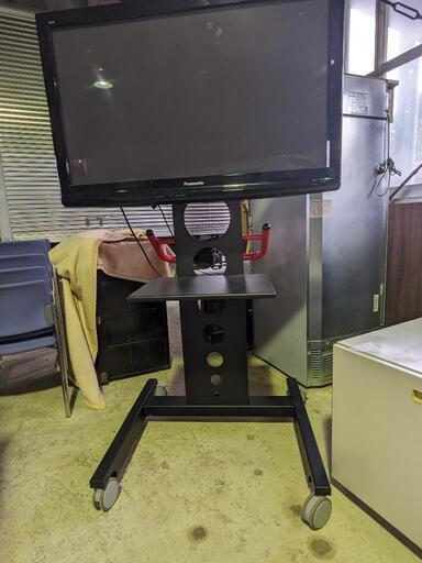 取引き中　値下げしました　パナソニック　液晶テレビとスタンド