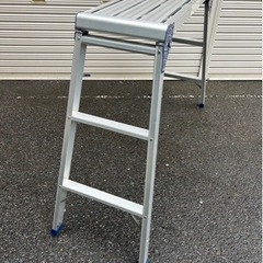 【格安】　脚立　平面台の画像