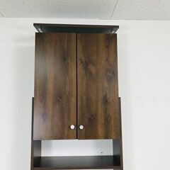 【新品】　天井つっぱり書棚  vi(アウトレット)の画像