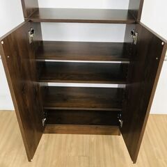 【新品】　天井つっぱり書棚  vi(アウトレット)の画像