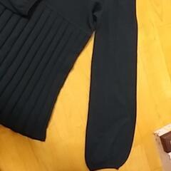 INDIVI インディビ　深緑　パールネックレス　付きの画像