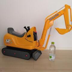 おもちゃ　電動　乗用　乗り物　ショベルカー　工事車両