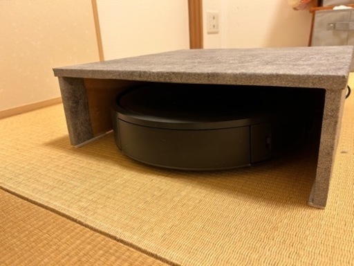 ?【超美品】ルンバi7/ロボット掃除機（収納ケース付）　※期間限定で5,000円OFF（2.5万円→2万円）