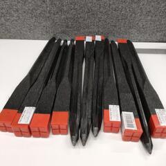 プラスチック境界杭 30×400  11個