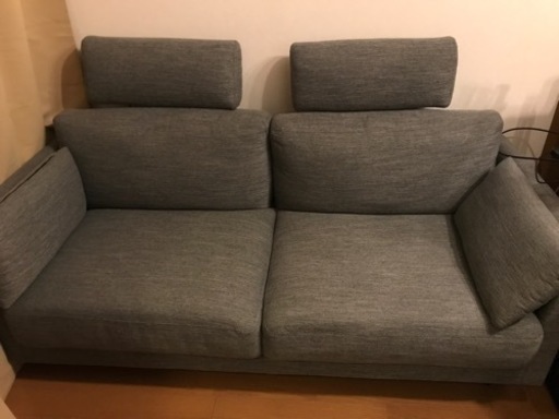 2~3人用ソファ ニトリ  ヘッドレスト付き　