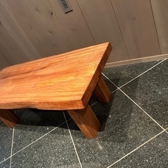 木製ベンチの画像