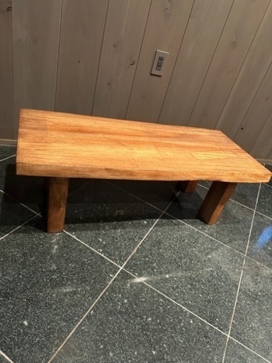 木製ベンチ
