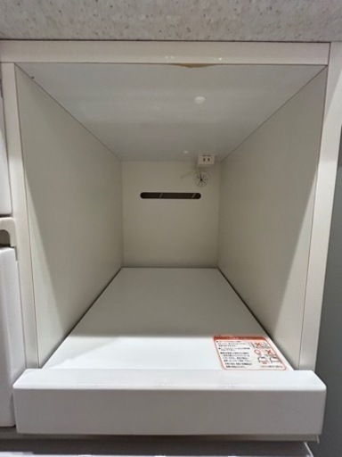 ニトリ　キッチンボード　食器棚　（幅140）