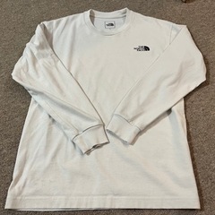 ノースフェイス　ロンTシャツ　ホワイト