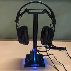 AULA ゲーミングヘッドセット＋スタンドセット（FG-F606/EB01）の画像