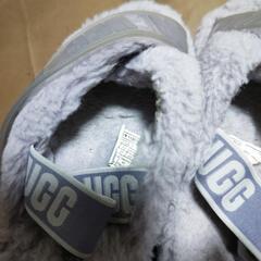 UGG サンダル ファジータ 23cm パープル

の画像