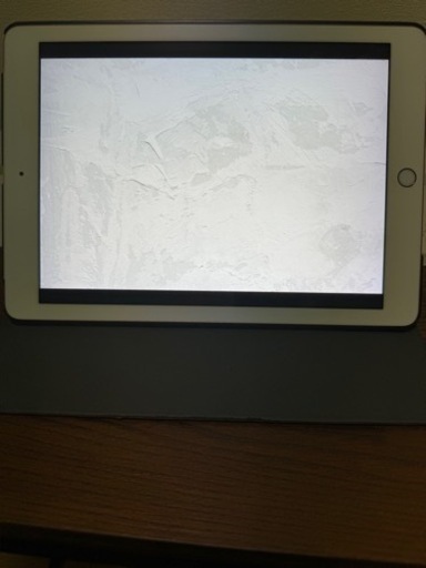 IPad (第6世代)32GB SIMフリーWi-Fi+Celularモデル