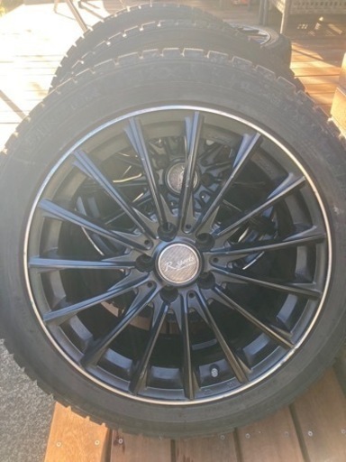 車のパーツ タイヤ、ホイール