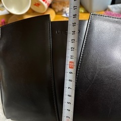 ungaro ポシェットバッグ少し難ありの画像