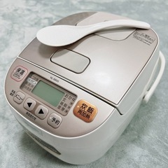 【本日まで】マイコン炊飯ジャー 型名NL-BB05 型　炊飯器の画像