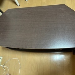 キャスター付きテレビ台　の画像