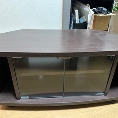 キャスター付きテレビ台　の画像