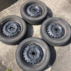 車のパーツ タイヤ、ホイールの画像