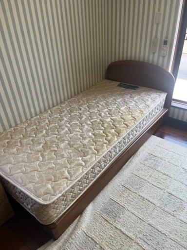 値下げ 家具 ベッド シングルベッド 5,000円→3,000円