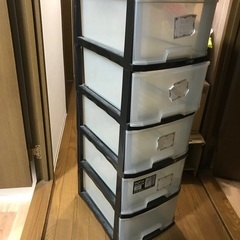 衣類収納クリアケースの画像
