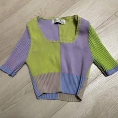 ミニ丈　ニットトップス