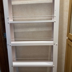 洗面所など隙間収納に物が沢山整理できます！の画像