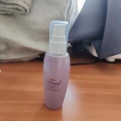 再値下げしました　ヘアウィッグ用トリートメント　フラウ　シルキー　スムース　エッセンスの画像
