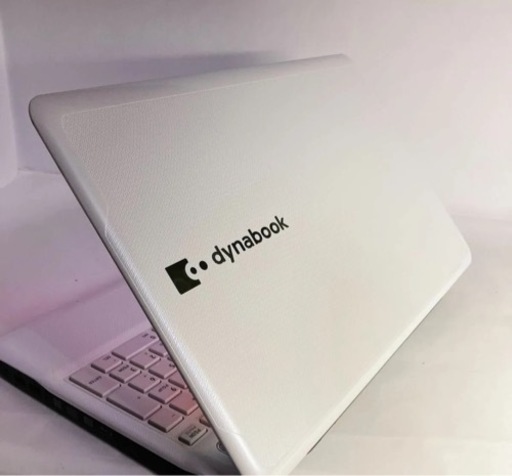 人気のホワイト　大画面16インチ dynabook ＤＶＤもＯＫ 初期設定済み 人気のホワイト 大画面16インチ dynabook DVDもOK 初期設定済み