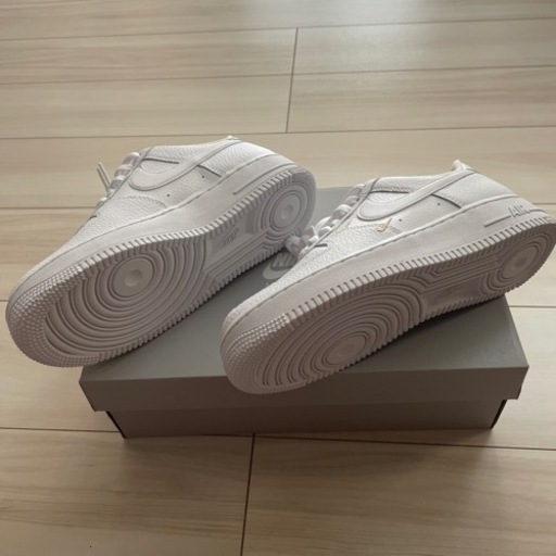 NIKE AIR FORCE 1′07  ESS スニーカー