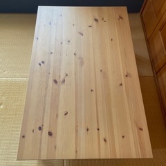 イケア　テーブルの画像