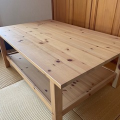 イケア　テーブルの画像