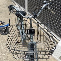 自転車 クロスバイクの画像