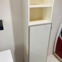 IKEA イケヤ　BILLY ビリー　本棚　ラック　ガラス扉付き　の画像