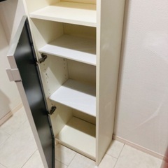 IKEA イケヤ　BILLY ビリー　本棚　ラック　ガラス扉付き　の画像