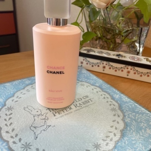 CHANELボディミルク